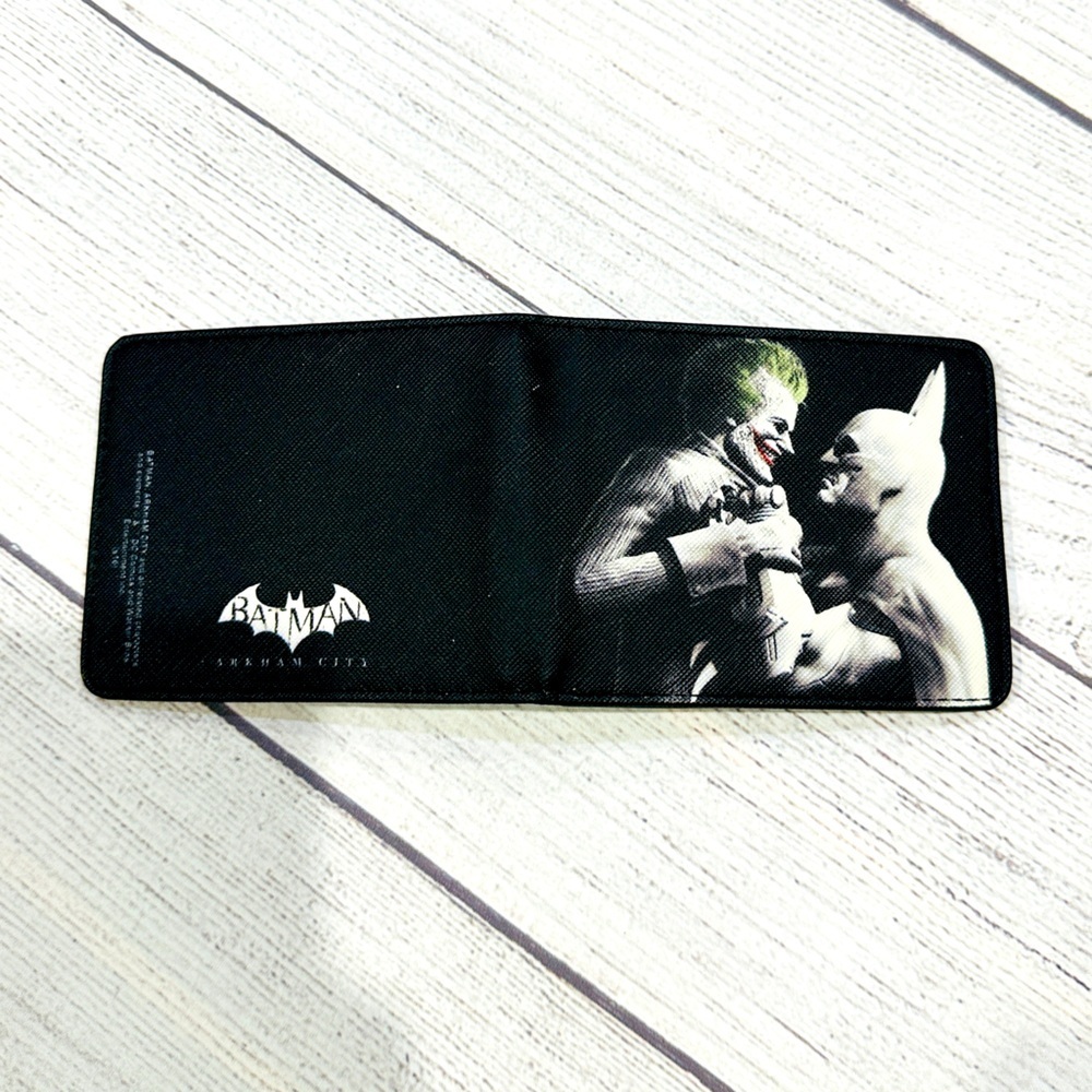 Batman Arkham City Bi-fold Wallet
